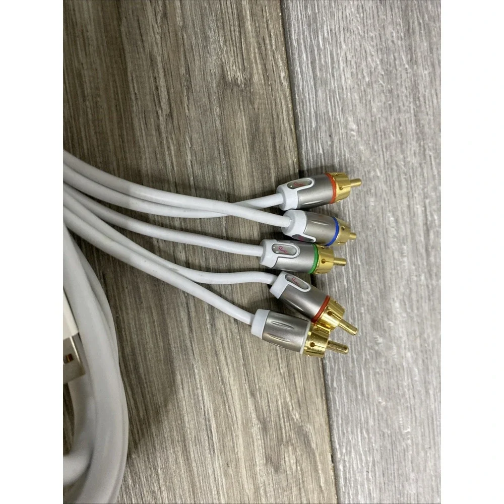 Rocketfish RF-AP300 30 Pin To Composite And USB Cable